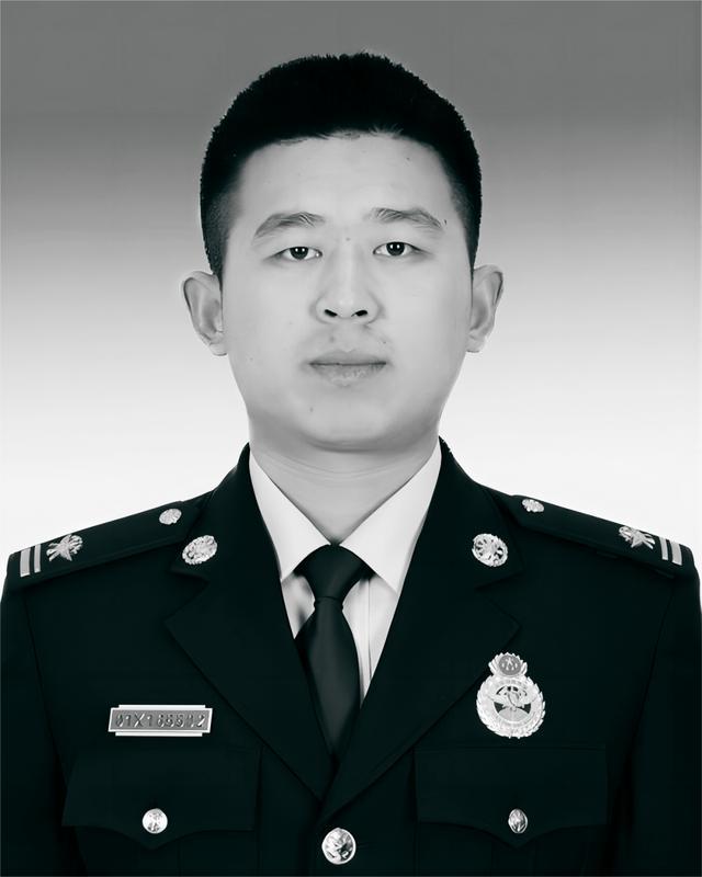 北京消防员冯振在救灾中壮烈牺牲！