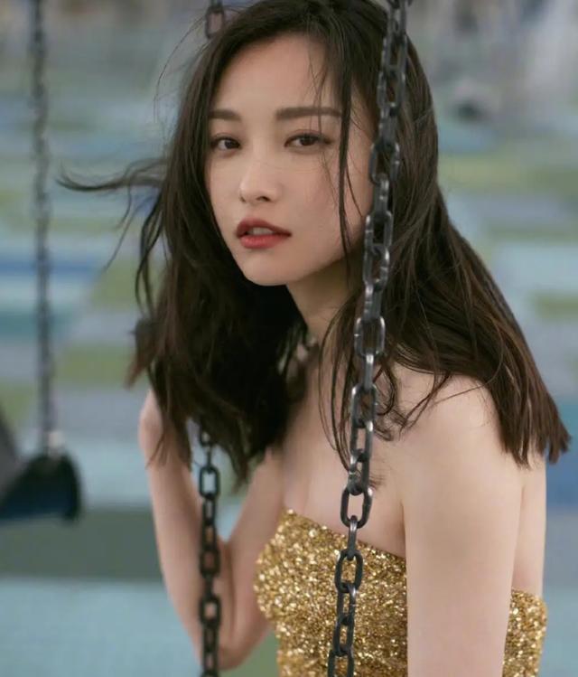 黄渤回应开美颜误伤倪妮：倪妮长相根本不需要这个