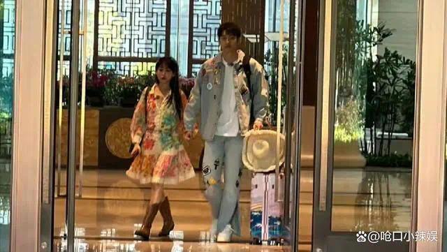 金莎男友正脸曝光，其是刚毕业的00后，两人相差近20岁