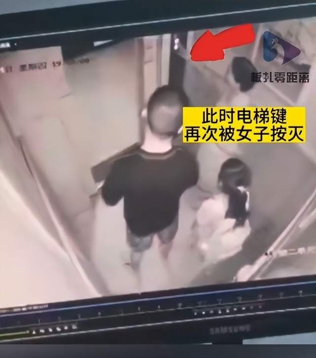 女孩独乘电梯被拉拽堵门 妈妈回应：系误会，老奶奶把女儿认成亲戚家小孩