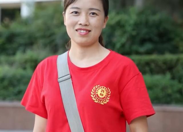 父母支持女儿当乡村教师，举家南迁支持其工作