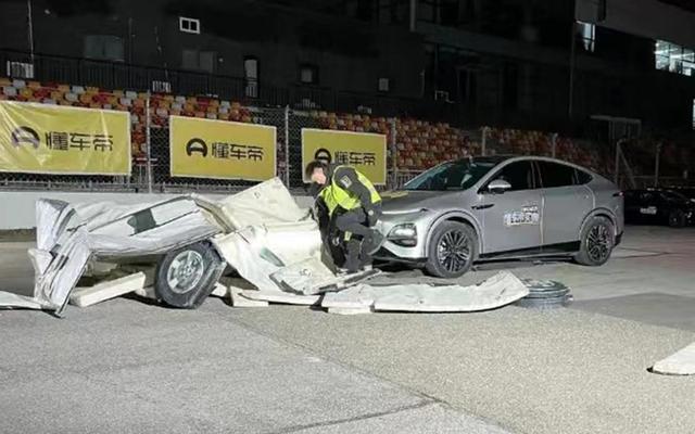 问界小鹏AEB之争:7款热门车型夜间实测 小鹏惨遭“打脸”问界“遥遥领先”