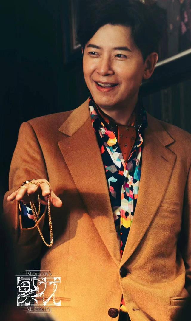 戴军说王家卫在繁花片场没戴过墨镜很好相处