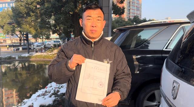 19岁小伙为女友租房陷入罗生门,涉嫌非法侵入住宅罪被刑拘