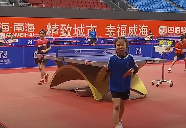 3比0击败全国第八！王楠7岁女儿真牛 继承了王楠当年的拼劲和勤奋