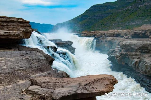 陕西黄河壶口瀑布3月8日妇女节 对全体女性游客免门票