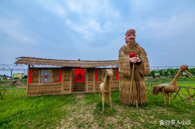 老话说"别把土地爷,不当神仙",他可是掌管一方平安,还有钱财,以及风调
