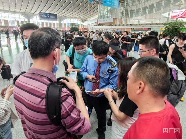 台湾花莲地震致厦门多趟列车晚点，南铁启动应急响应