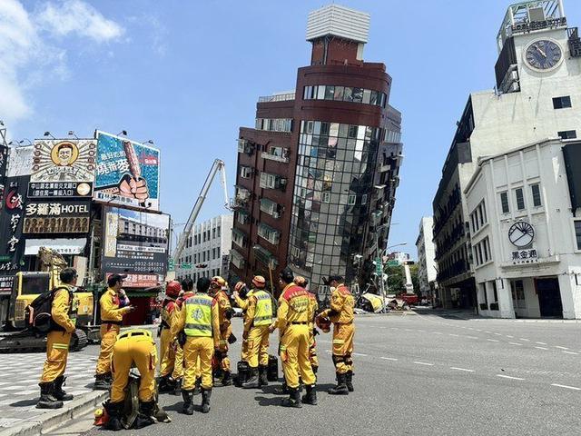 香港游客在花莲被震醒：像闷雷滚动，感觉站都站不稳