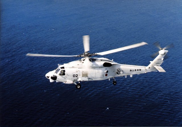 两架日本海上自卫队直升机在伊豆群岛附近失联