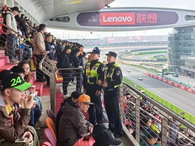 F1中国大奖赛安保工作圆满完成：近20万车迷现场观赛