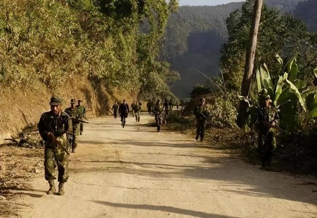 缅甸政府军与武装组织再次爆发冲突，解放军严正以待