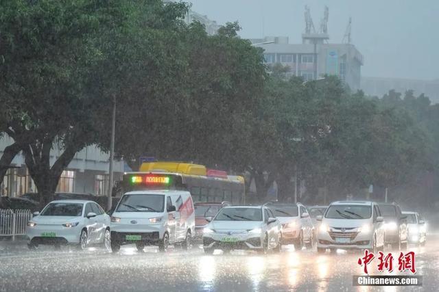 广东暴雨致4死10失联，救援进行时