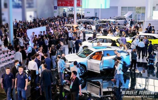 东风纳米01共创版亮相北京车展 新能源家族璀璨登场