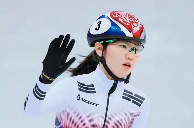 韩国20岁选美冠军曾在上海生活17年 冰雪女王的坚韧重生