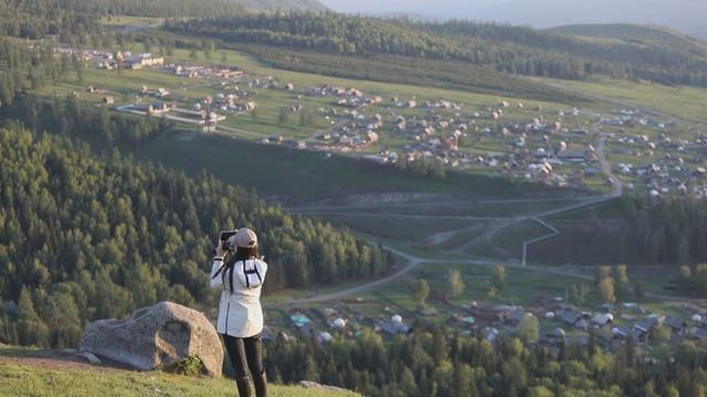 我的阿勒泰取景地提前进入旅游旺季 游客量激增5倍