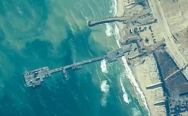 美军在加沙所建浮动码头被风浪冲毁 3.2亿投资打水漂