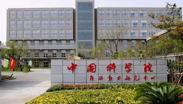 女子称北大毕业后回老家同学不联系 原生家庭之痛