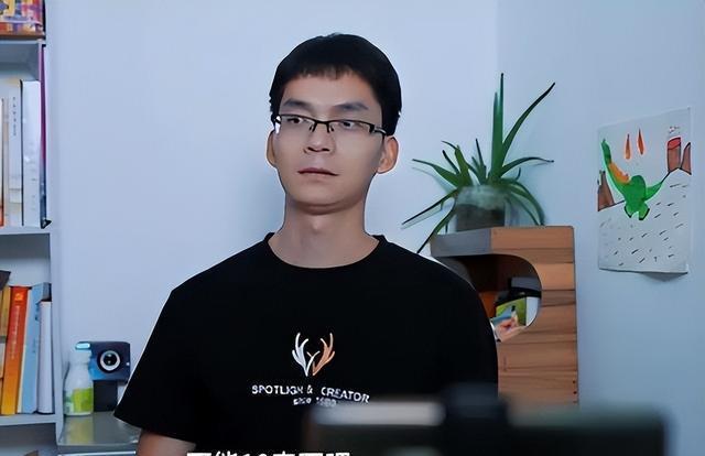 仍未停止追梦的脚步选择继续挑战！唐尚珺第16次高考前发声