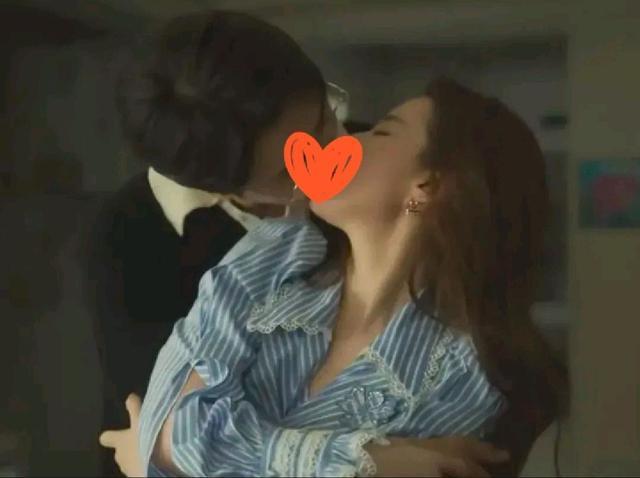 刘亦菲4集接吻27次 网友热议情感表达界限