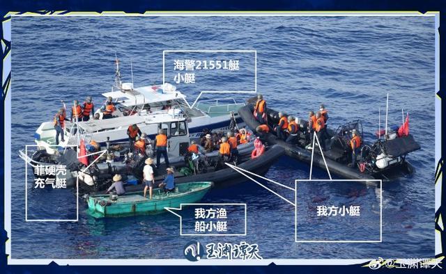 现场画面！中国海警登船检查菲律宾船只 海警新规显威严