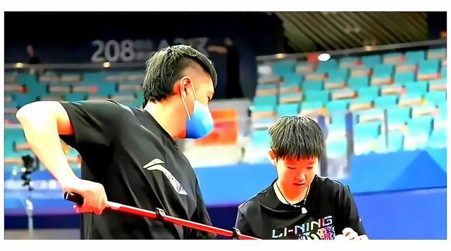 骨子里的自信！孙颖莎谈性格影响比赛：紧张仍果断，敢于出手——11:0大胜背后的道德反思