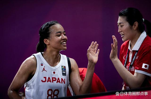 中国女篮开门红！女姚明9投全中，卫冕冠军净赢86分，日韩告捷！