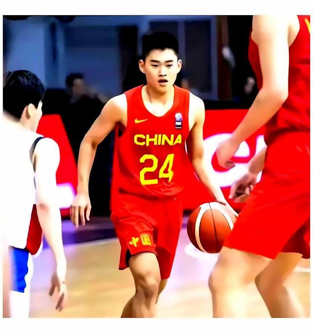 中国男篮热身负全主力澳大利亚：廖三宁26分 杜润旺与CBA旧将冲突