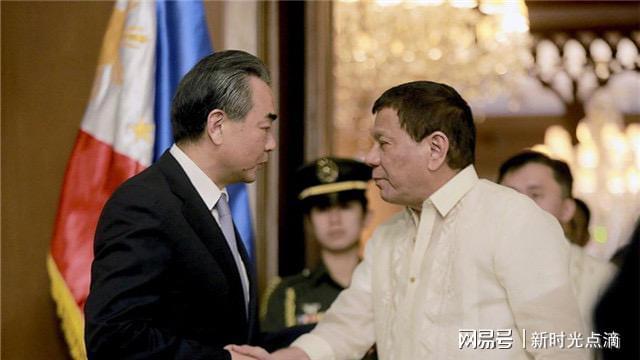 菲政府被美国利用与中国竞争":杜特尔特警告关系升级