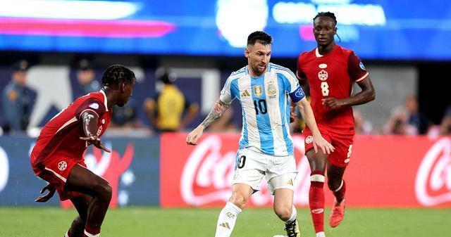 阿根廷国家足球队发文庆祝16冠
