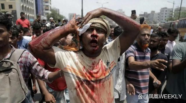 考公引骚乱 孟加拉青年何以走上绝路