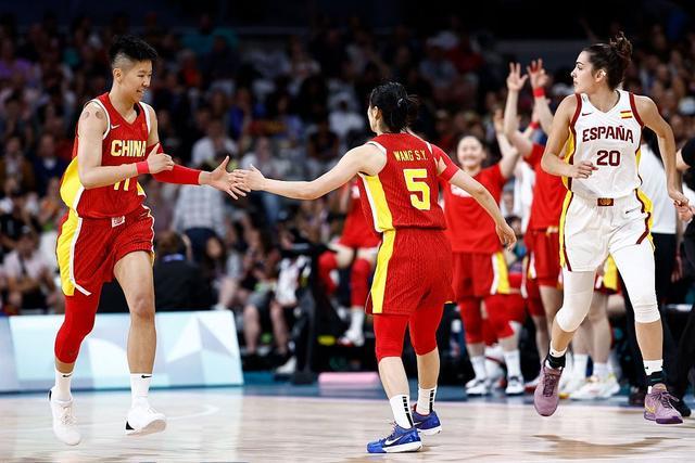 中国女篮1分惜败西班牙无缘开门红 首仗即硬仗