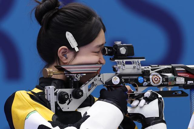 黄雨婷女子10米气步枪摘银 巴黎奥运会上演精彩对决