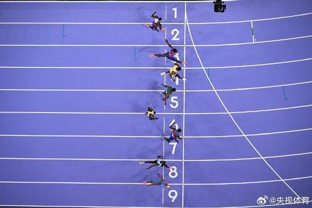 美国队莱尔斯9秒79夺男子百米金牌