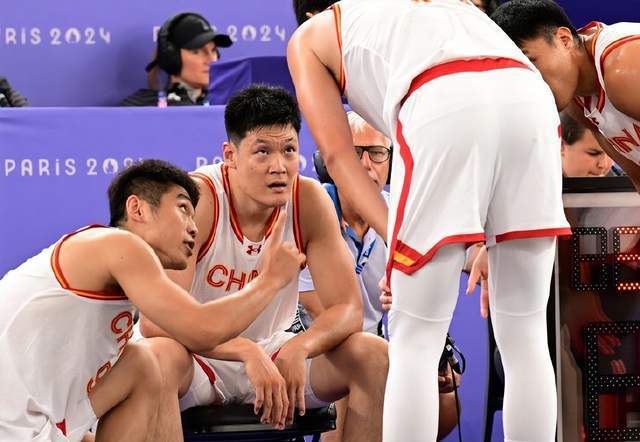 中国篮球全部出局 问题出在哪 无缘奥运的背后困境