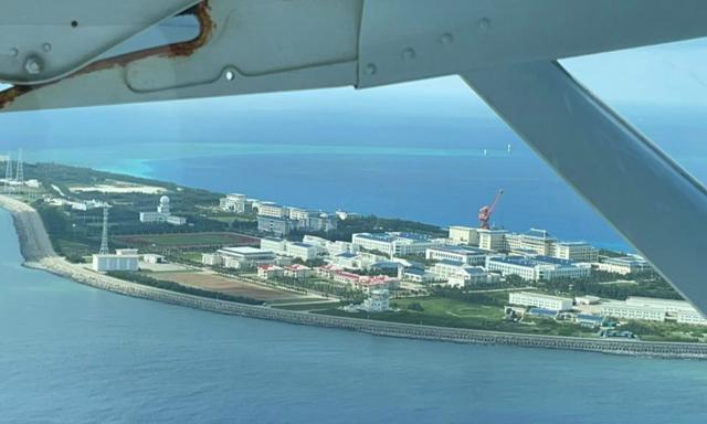 菲律宾间谍飞机逼近渚碧岛16公里，中国海警亮出76毫米舰炮