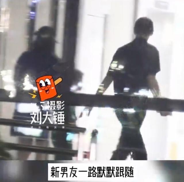 张雨绮跟新男友带儿子看病 一家三口既视感引热议