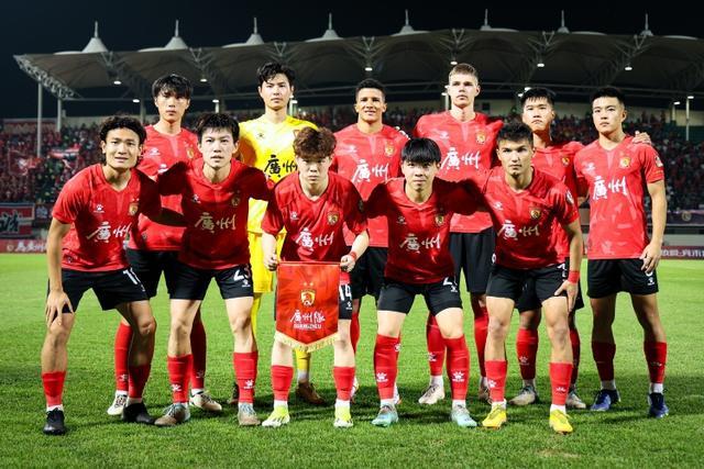 广州队2-0重庆铜梁龙升至中甲第三