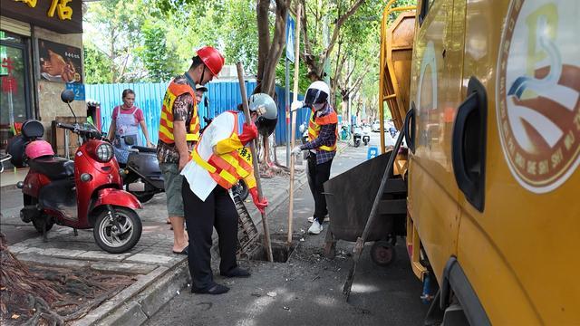 海南人为了防台风有多拼 全民动员筑防线