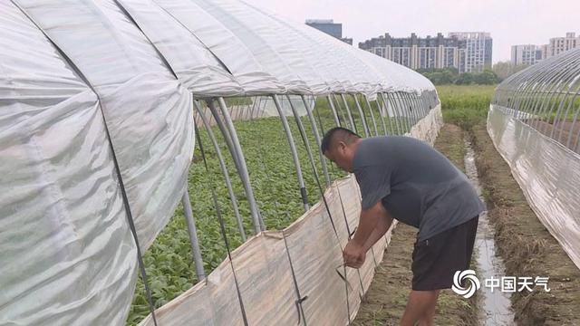 台风来袭 浙江象山多举措保安全