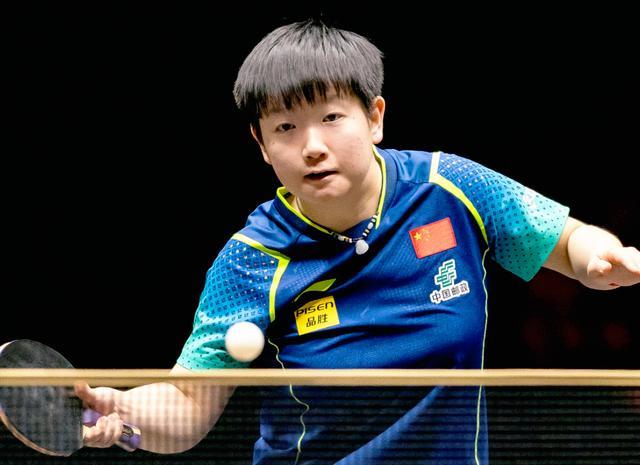 大满贯赛：国乒包揽女单4强！孙颖莎4-0伊藤美诚，日本队全军覆没