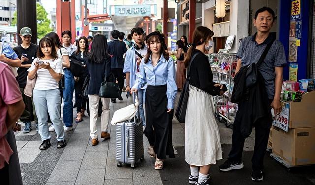 日本拉面店，现倒闭潮！怎么回事？经济衰退下的民生之痛