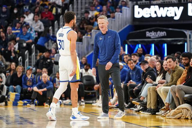 《NBA倒计时》勇士篇：水花兄弟时代结束 库里率领勇士继续前行 新时代启航