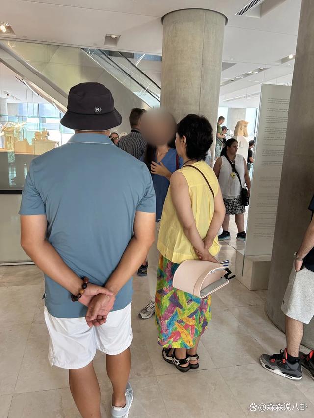 张嘉译工作室辟谣离婚传闻 夫妻关系依旧稳固