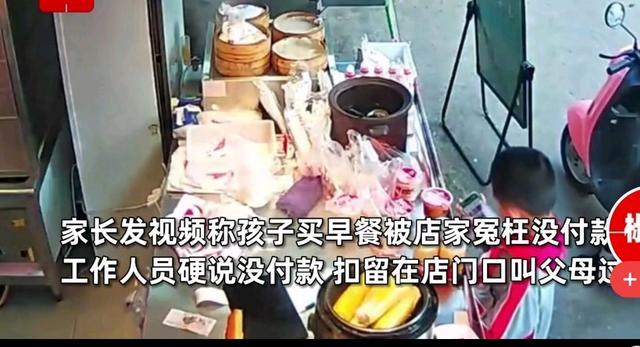 湖南株洲包子铺恢复拘押男孩 两边各抓一词