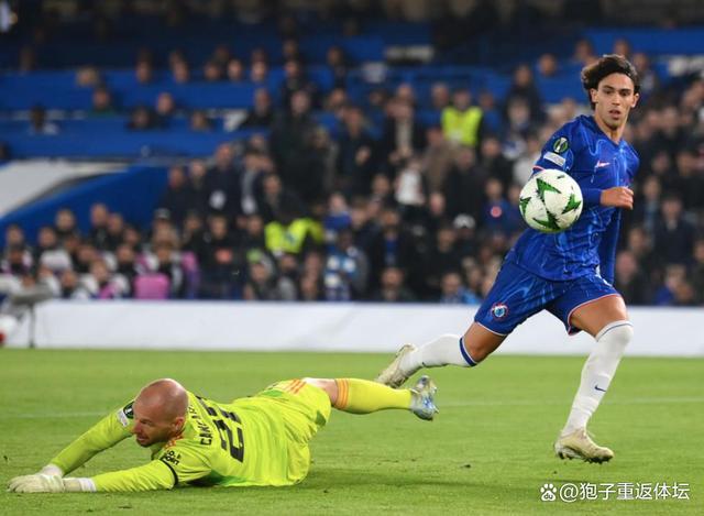 欧战之夜：切尔西8-0破赛事纪录 曼联2-0欧联首胜 10人热刺2-3 英超豪门欧战表现各异