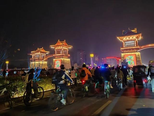 媒体谈夜骑：要passion更要平安 不必跟风夜行