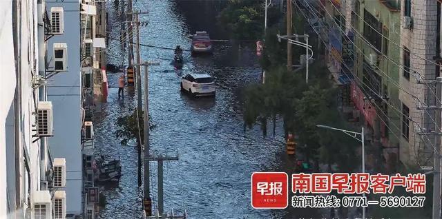 北海大量海水灌入市区街道 天文大潮所致