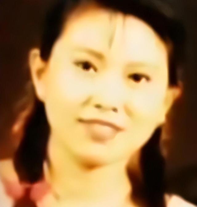 北大才女殷杰和黑人结婚，因动荡定居在北京，现今儿女已是百万网红