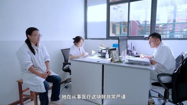 打进UFC的女中医石铭 医武双绝引发热议